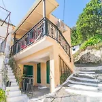 بيت للعطل Casa Alexandros - Charming 2-story Corfiot Retreat Ágios Matthaíos