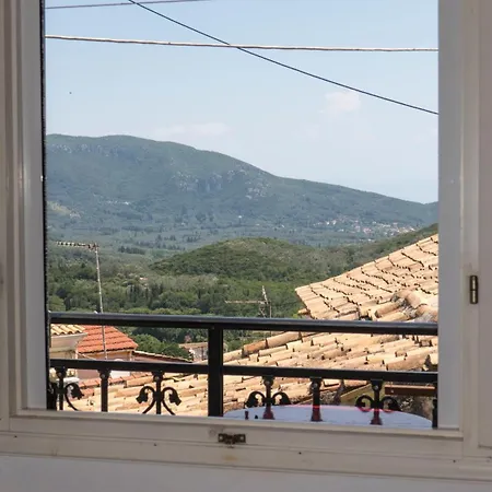 بيت للعطل Casa Alexandros - Charming 2-story Corfiot Retreat Ágios Matthaíos