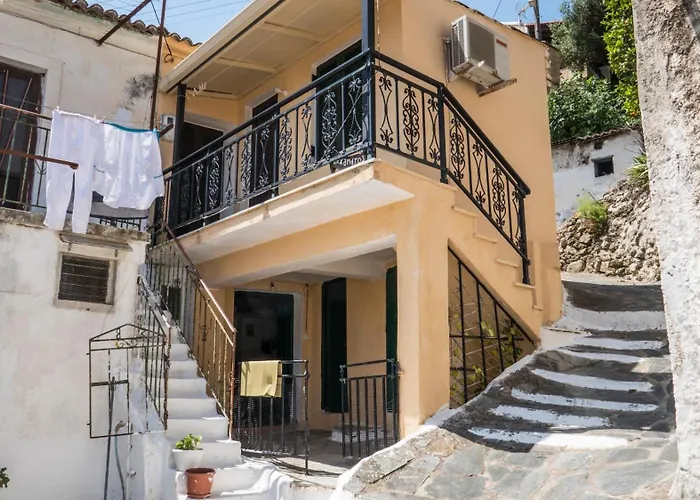 Casa Alexandros - Charming 2-story Corfiot Retreat Holiday home Agios Matthaios (Corfu)